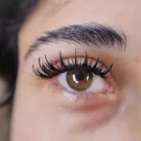 کاشت و اکستنشن مژه،لیفت ابرو و مژه تضمینی|خدمات آرایشگری و زیبایی|دورود, |دیوار