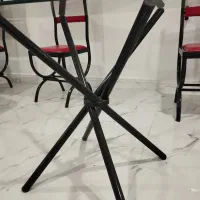 میز و صندلی در حد