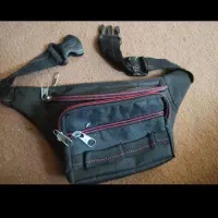 کیف مجلسی وغیره|کیف، کفش، کمربند|تربت جام, مطهری|دیوار