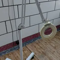 رینگ لایت ایستاده