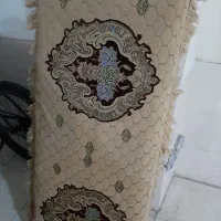 دو عدد پشتی نیاز به تعمیر