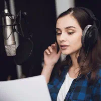 آموزش آواز ، گیتار و پیانو