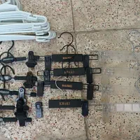 رخت اویز|بندرخت و رخت‌آویز|رباط‌کریم, رباط‌کریم|دیوار