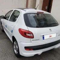 207 پژو پاناروما فول