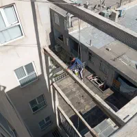کار در ارتفاع خدمات عایق نما پیچ رولپلاک|خدمات پیشه و مهارت|رامسر, |دیوار