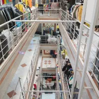 اجاره بزار بزرگ پوشاک