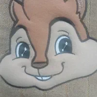 نیازمند وردست کارگاه گلدوزی