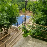 ویلا باغ استخردار در صحنه