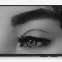 چشمات رو روی قاب گوشیت داشته باش