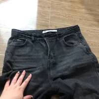 شلوارمزونی مارک سایز۴۴ کرپ باکیفیت و ۳ تا شلوارجین|لباس|ساری, |دیوار