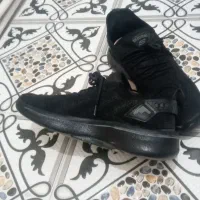 کفش کتونی اصل اصل|کیف، کفش، کمربند|کنگاور, |دیوار