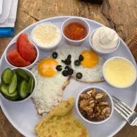 کمک فست فودی و گارگر ساده آشپزخانه