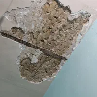 گچکاری و لکه گیری انجام داده میشد در اسرع وقت|خدمات پیشه و مهارت|زاهدان, |دیوار