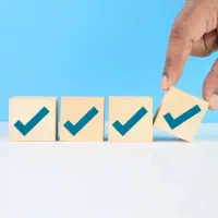 نظارت ادبی بر تولید محتوای دیجیتال