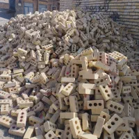 یک ماشین آجرسه سوراخ 6هزارتافروشی|مصالح و تجهیزات ساختمان|فریمان, |دیوار