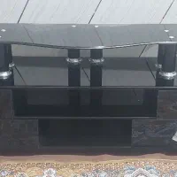 میز تلویزیون شیشه ای