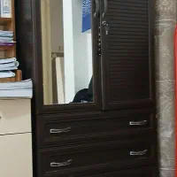 میز تحریر و کمد