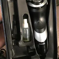 ریش تراش سه تیغه