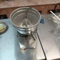 آب میوه گیر صنعتی و آب مرکبات گیر|آبمیوه‌گیر و آب‌مرکبات‌گیر|کاشمر, |دیوار