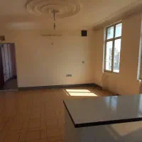 اپارتمان شریعتی