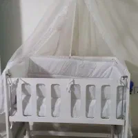 کاملا نو|تخت و صندلی بچه|تهران, نعمت‌آباد|دیوار