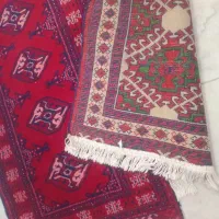 تعدادی قالیچه وکنار دستباف بافت وماشینی
