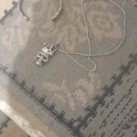 گردنبند و دستبند