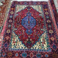 تعدادی فرش دستباف در ابعاد 4متری و 5متری|فرش|رشت, پل تالشان|دیوار