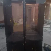 فروش ۲ عدد ویترین و کمد و کابینت