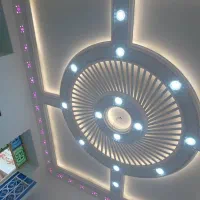 شاگرد وارد رنگ آمیز میخام