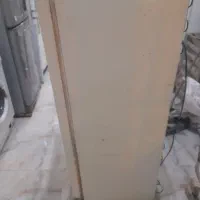 یک عدد یخچال کوچیک جنرال استیل