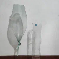 دو عدد گلدان شیشه ای