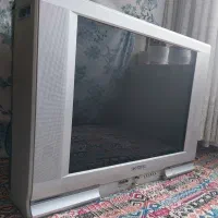 تلوزیون قدیمی و با کیفیت توشیبا