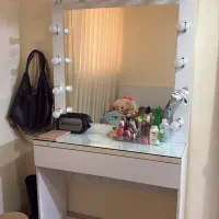 میز چراغ دار