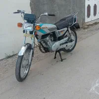 موتور سیکلت ۱۲۵تمیز مرتب