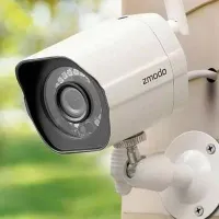 استخدام نیروی خانوم برای چک کردن دوربین