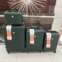 چمدان مسافرتی اصلی .جنس فایبر گلاس نشکن