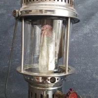 چراغ زنبوری نفتی عتیقه کانادایی اصل