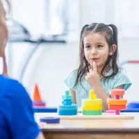 توانبخشی، آسیب شناسی گفتار و کاردرمانی