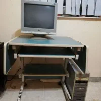 میز کامیپوتر کاملا سالم