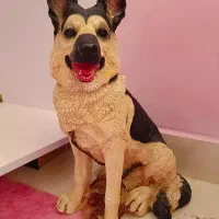 مجسمه سگ ژرمن