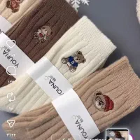همکار خانم کارگاه تولید جوراب