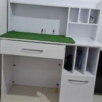 میزتحریر درحد نو جادار ومحکم