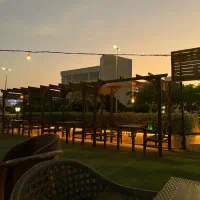 استخدام پرسنل کافه در شیف صبح و شب|استخدام خدمات فروشگاه و رستوران|کیش, |دیوار