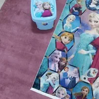 فرش فروزن FROZEN همراه باکس اسباب بازی|فرش|قم, هنرستان|دیوار