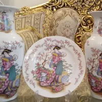 گلدان وبشقاب چینی