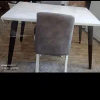میز ناهارخوری ۴نفره با ۲عددصندلی