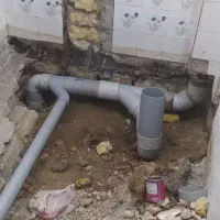 لوله کش آب فاضلاب ونصب شیرآلات  نم زدگی خورده کاری|خدمات پیشه و مهارت|مشهد, وکیل‌آباد|دیوار