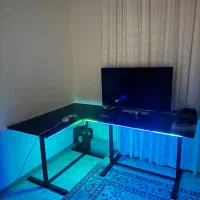 میز ال با لامپ ال ای دی هوشمند