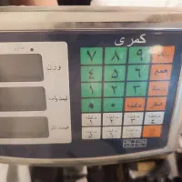 ترازو باسکولی کمری و دستگاه سلفون کش فلزی|فروشگاه و مغازه|اصفهان, مسجد مصلی|دیوار